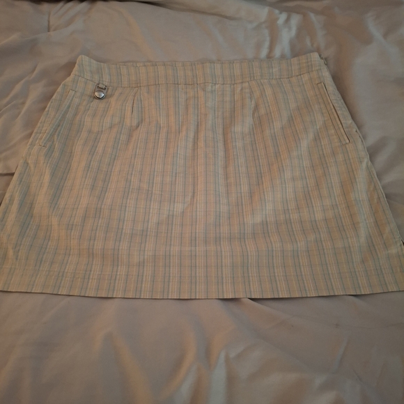 Golf America Classic Beige Striped Women's Skort - Picture 3 of 9